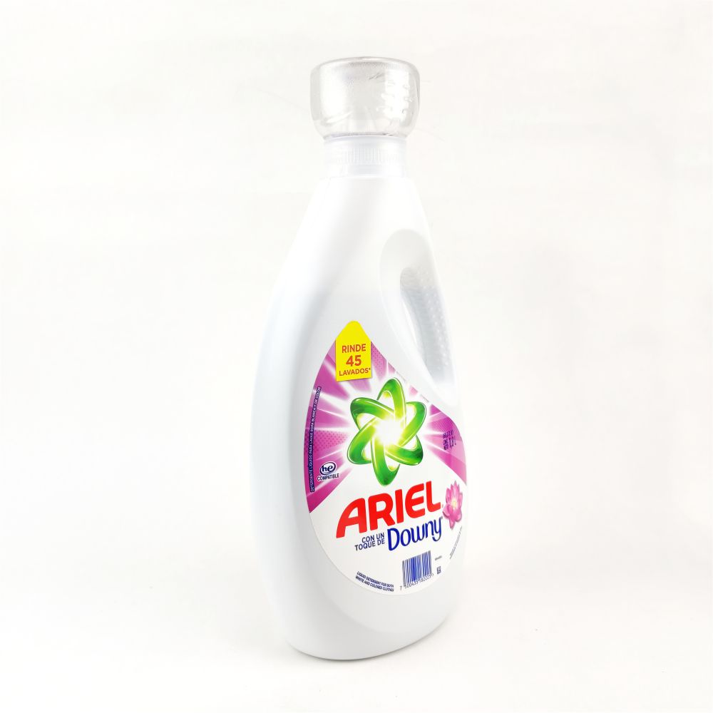 Detergente Líquido Ariel con toque Downy 1.8L